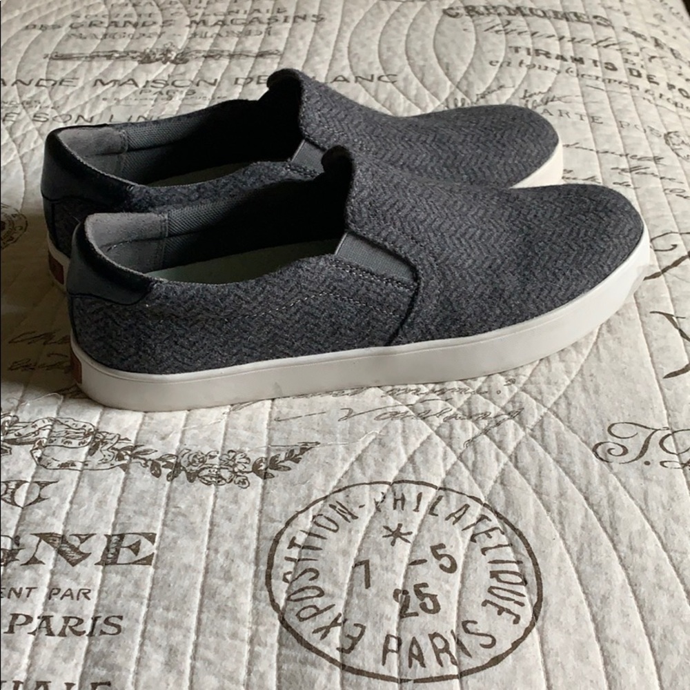 Gray Dr. Scholl’s Memory Foam Cool Fit Slip Ons